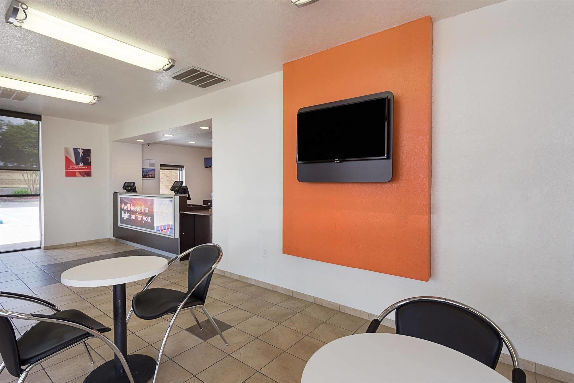 Motel 6 Baton Rouge Southeast Prairieville Exterior foto